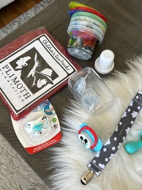 NWT Baby Infant Pacifier Rain Poncho Orthopedic Toy Clip